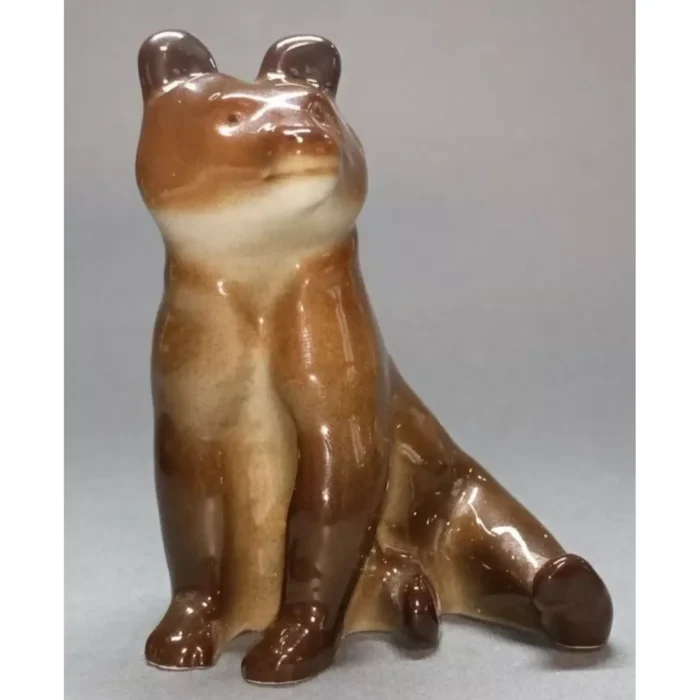 Porcelain Bear is sitting down Figurine RARE LFZ