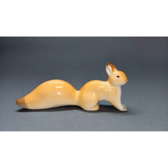 Northern Squirrel Sculpture from LFZ