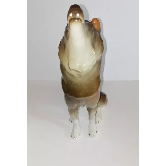 Sitting wolf sculpture (height 30 cm) Lomonosov