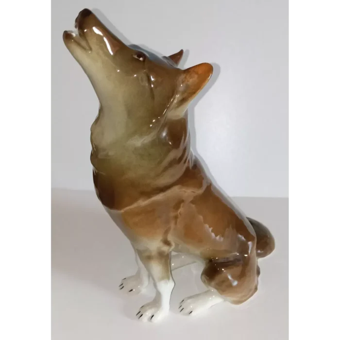 Sitting wolf sculpture (height 30 cm) Lomonosov